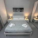Rhome Away Marconi